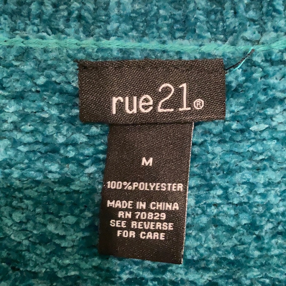 Sweater - Picture 2 of 4